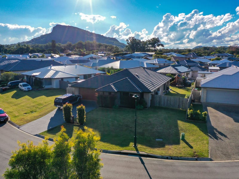 15 Clark Avenue, Glass House Mountains, QLD 4518