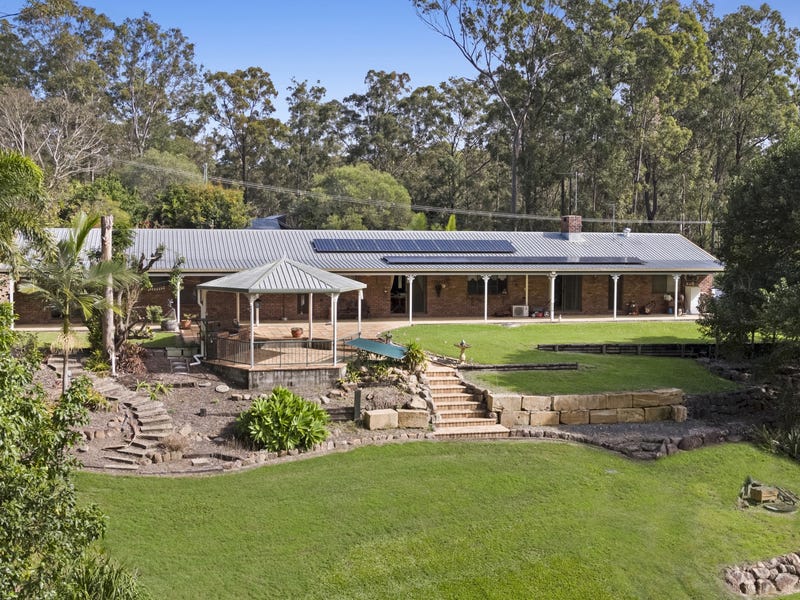 8 Ireland Court, Cashmere, QLD 4500