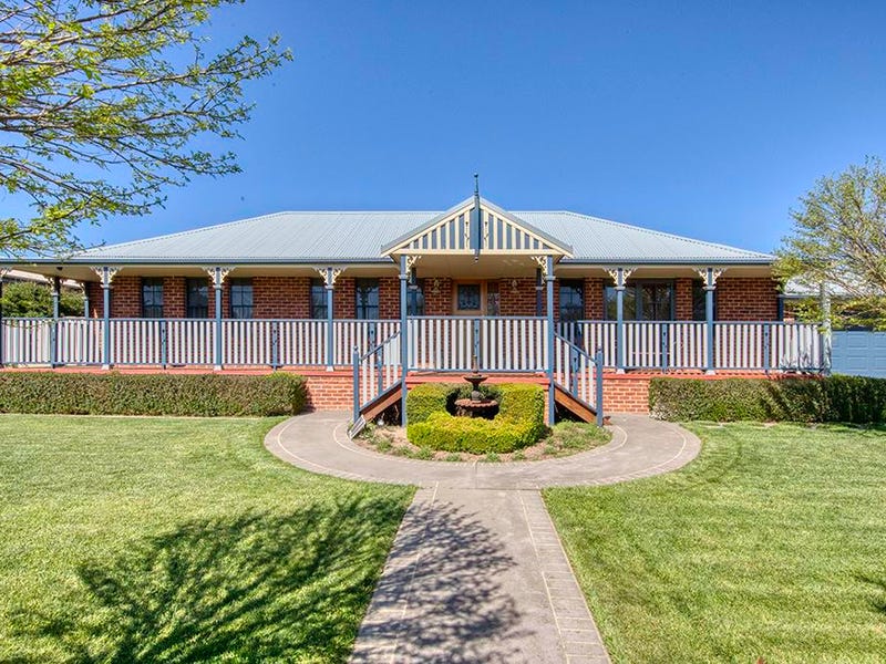 2 Hassall Court, Braidwood, NSW 2622 Property Details