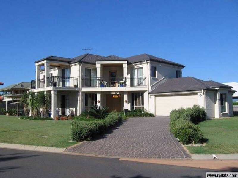 16 Talburpin Esp, Redland Bay, QLD 4165