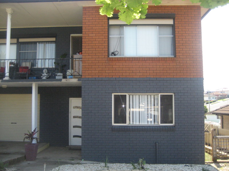 1/1 Denise Street, Lake Heights, NSW 2502