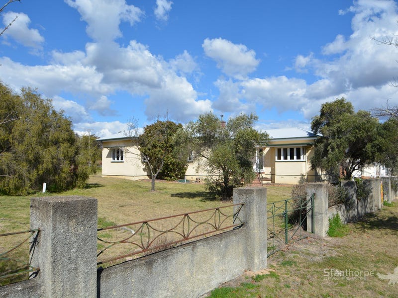 1 Granite Street, Stanthorpe, Qld 4380 Property Details