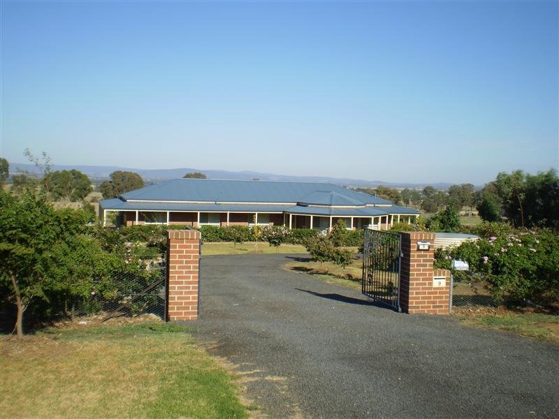 9 Shepherd Avenue, Cowra, NSW 2794 Property Details