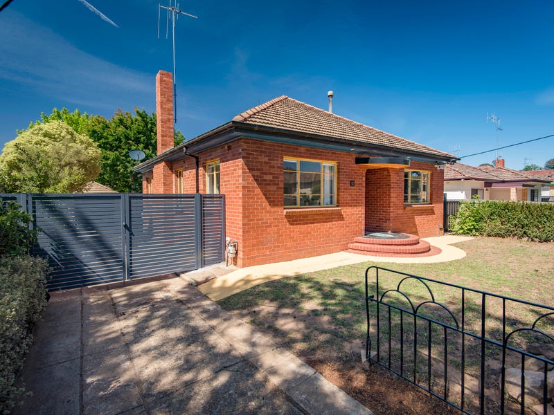 10 Bruce Street, Queanbeyan, NSW 2620 Property Details