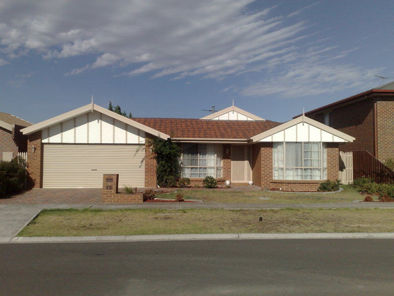 3 Penshurst Court, Hillside, Vic 3037 House for Rent