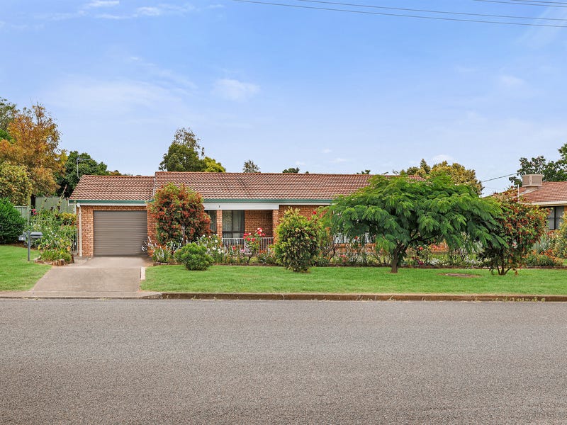 3 Russell Street, Quirindi, NSW 2343 Property Details