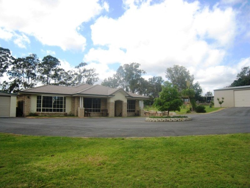 47 Camp Mountain Road, Camp Mountain, QLD 4520
