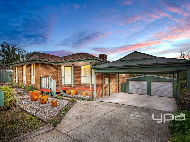 90 Melba Avenue, Sunbury, VIC 3429