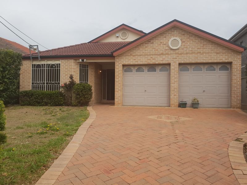 47 Lawford Street, Greenacre, NSW 2190 House for Rent