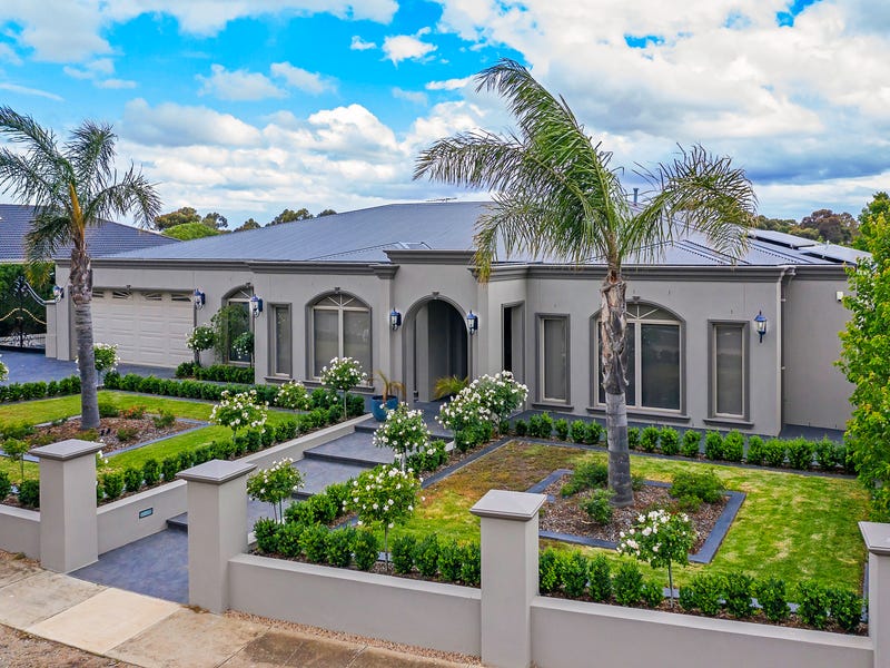 7 Highfield Way, Kurunjang, VIC 3337