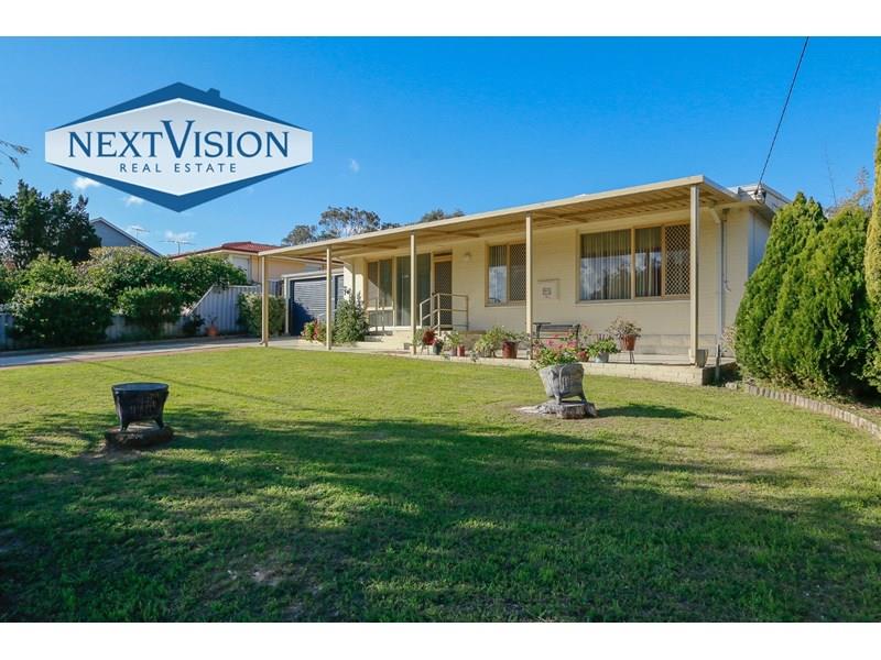 90 York Street, Beaconsfield, WA 6162