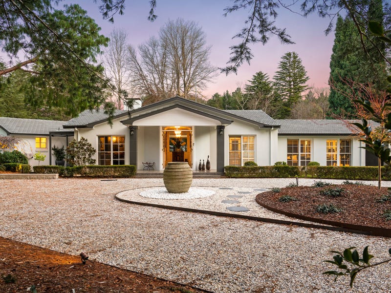 7 Holly Road, Burradoo, NSW 2576 Property Details