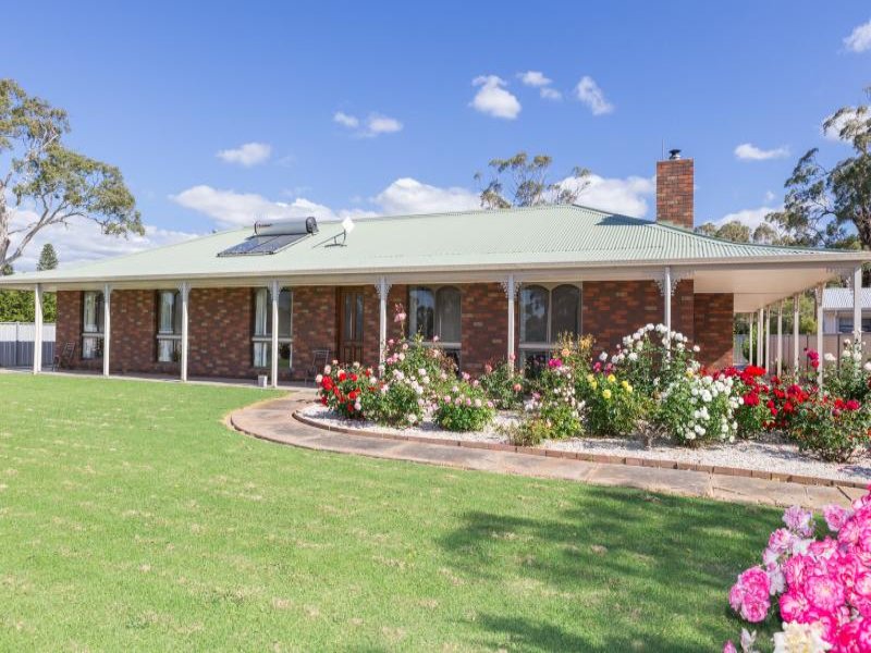 2694 Rosedalelongford Road, Longford, VIC 3851