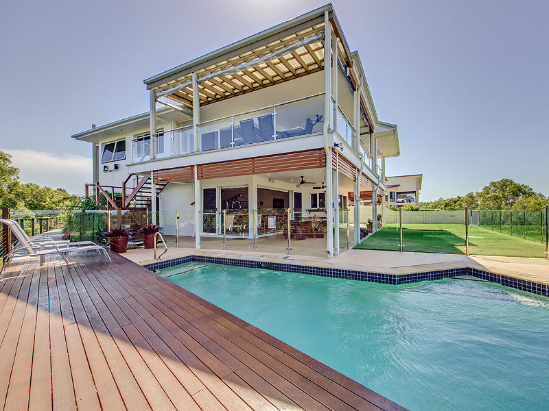52 Esplanade, Jacobs Well, QLD 4208