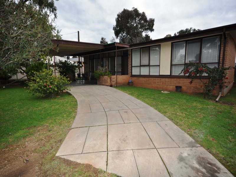 308 Waterloo Corner Road, Paralowie, SA 5108 Property Details