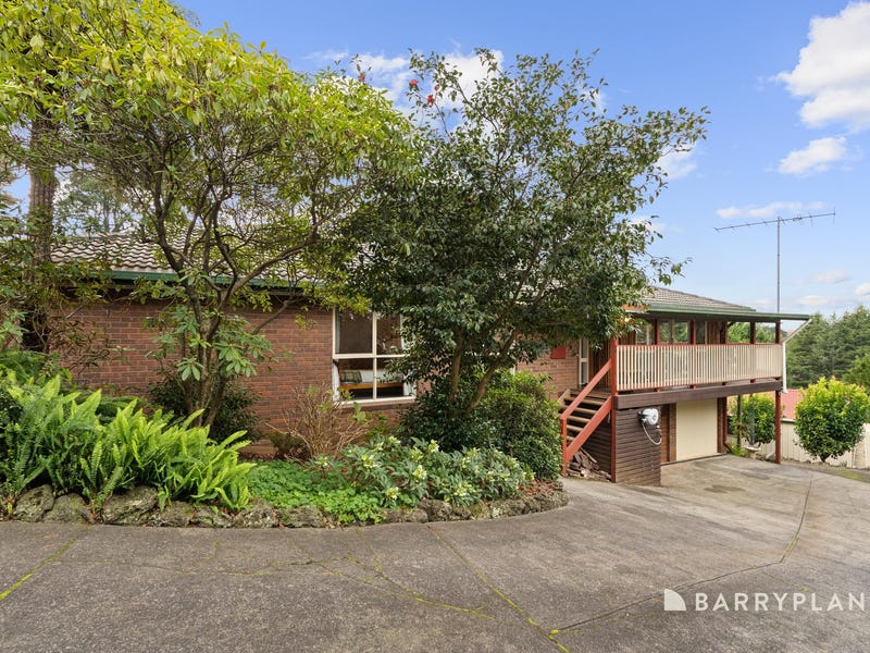 5 Beaconsfield Emerald Road, Emerald, Vic 3782 House for Sale