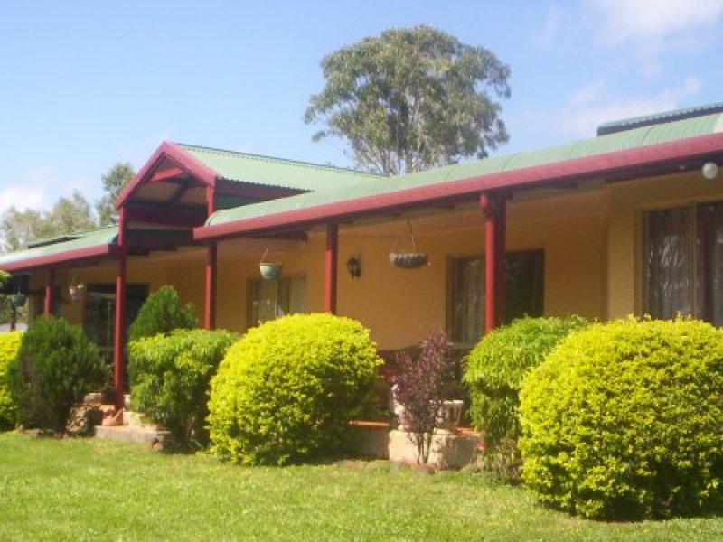 3 Appaloosa Cres, Tolga, QLD 4882