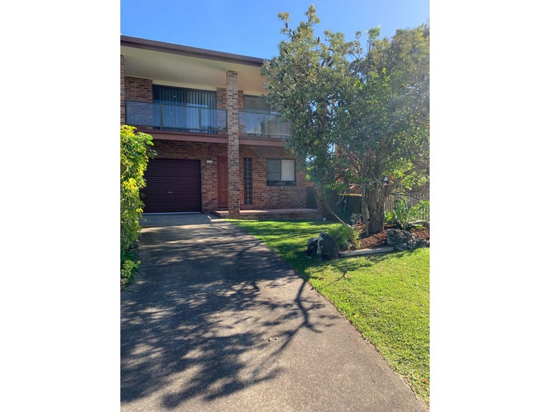 2/2 Beach Street, Wallabi Point, NSW 2430