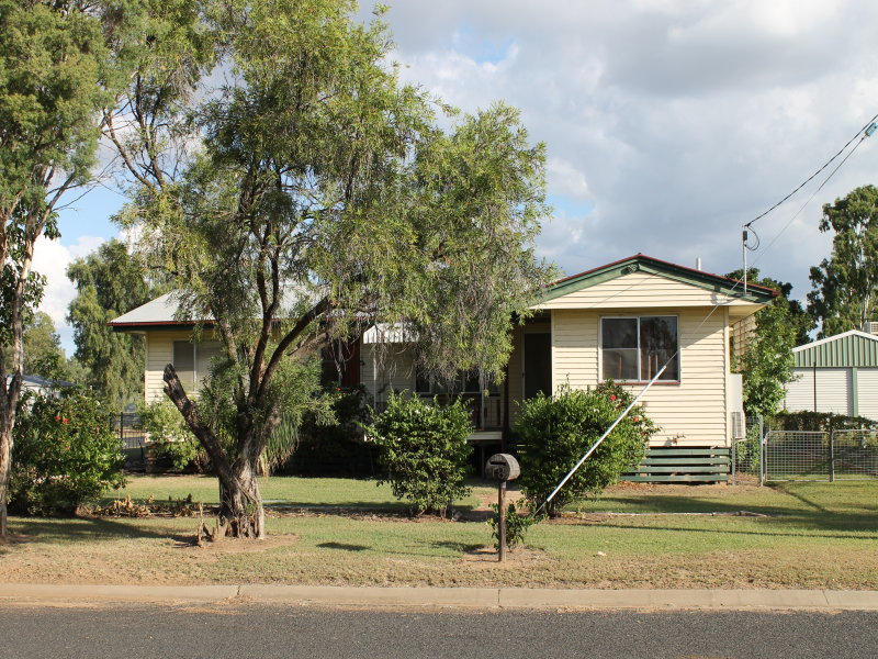 18 Donkin Street, Emerald, Qld 4720 Property Details