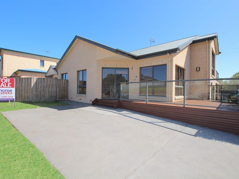 1/8 MacDonald Street, Warrnambool, Vic 3280 Property Details