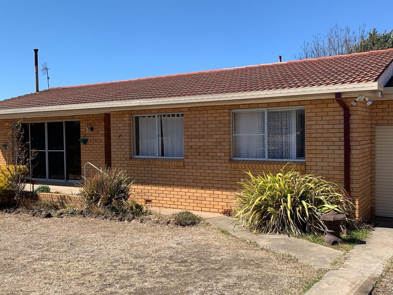 69 Hunter Street, Glen Innes, NSW 2370
