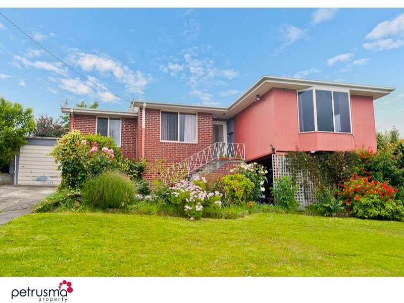 4 Kinarra Crescent, Chigwell, Tas 7011 Property Details