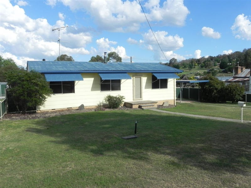 Property 130198786, Walcha, NSW 2354 Property Details