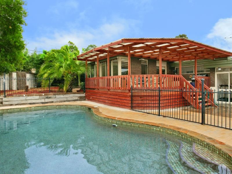 73 Barrington Drive, Ashwood, Vic 3147 Property Details