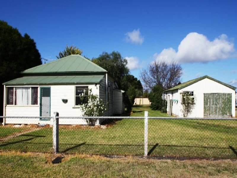 11 Darling Street, Allora, QLD 4362