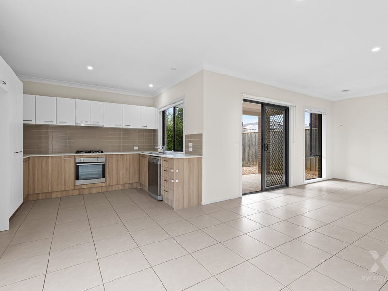 12 Gardener Drive, Point Cook, VIC 3030