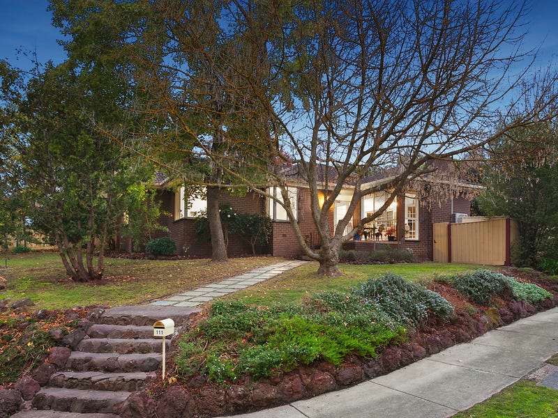 111 Buckingham Drive, Heidelberg, Vic 3084