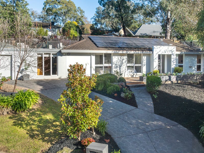 15 Foster Road, Eltham, Vic 3095 House for Sale