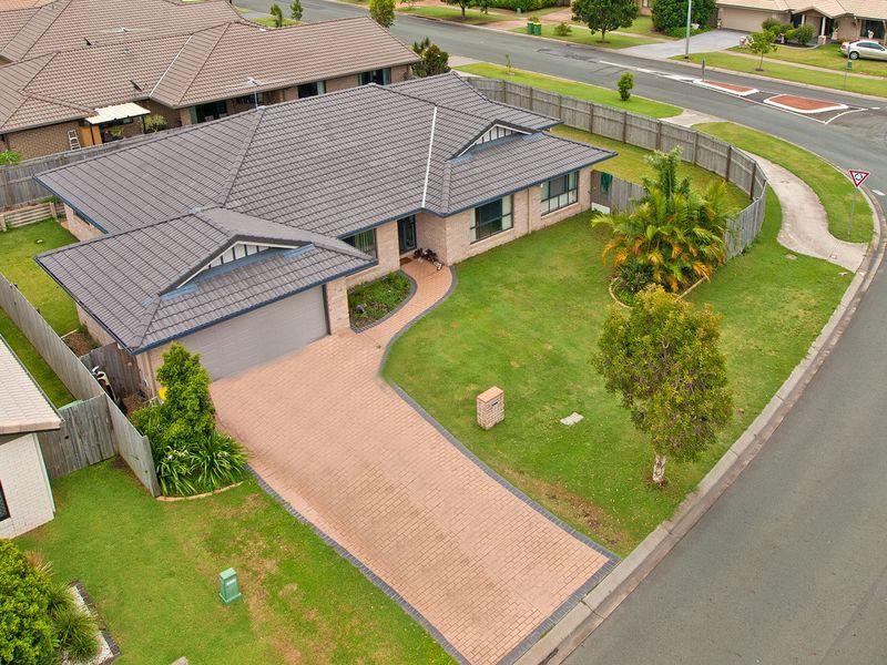 1 Manning Esplanade, Thornlands, Qld 4164 Property Details