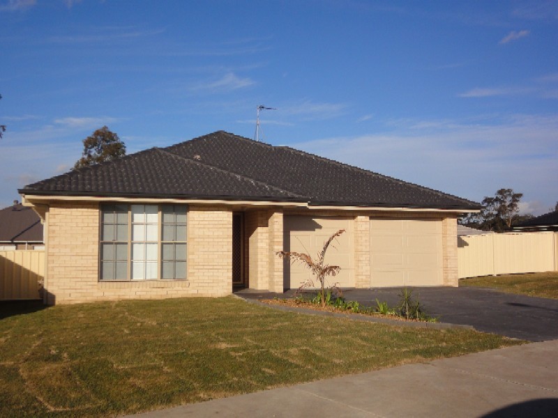 41 Kelly Circle, Rutherford, NSW 2320 - realestate.com.au