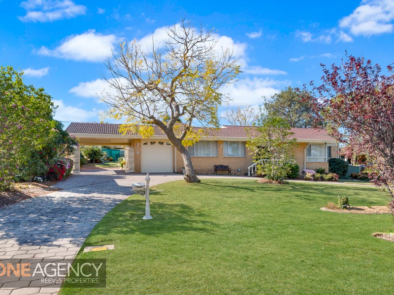 8 Roger Cres, Mount Riverview, NSW 2774