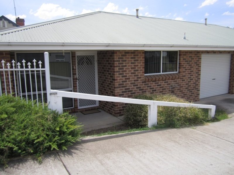 1/307 Howick Street, Bathurst, NSW 2795