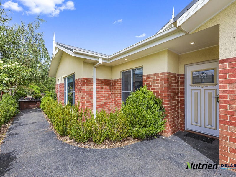 108 Jackson Drive, Drouin, VIC 3818