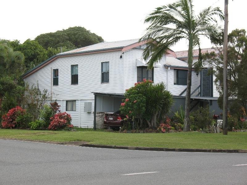 30 Hume Street, West Mackay, QLD 4740