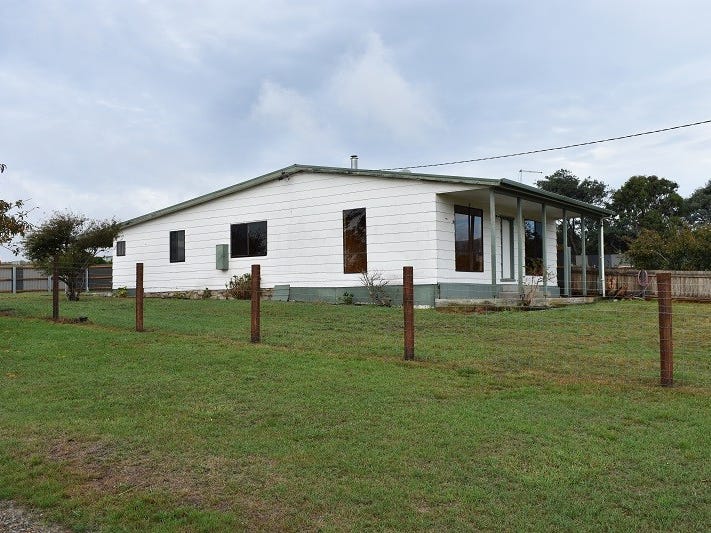 18 Carr Street, Gladstone, Tas 7264 Property Details