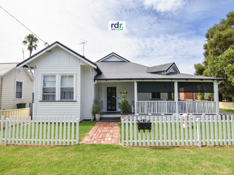 37 Rivers Street, Inverell, NSW 2360 Property Details