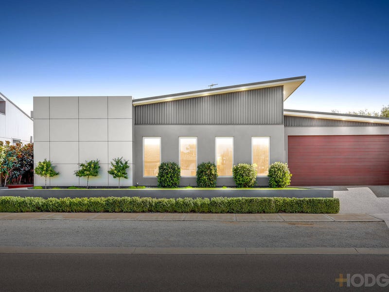 28 Yankos Drive, Werribee, VIC 3030