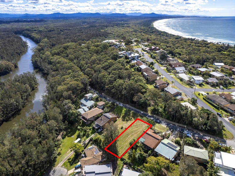 25 South Pacific Drive, Scotts Head, NSW 2447