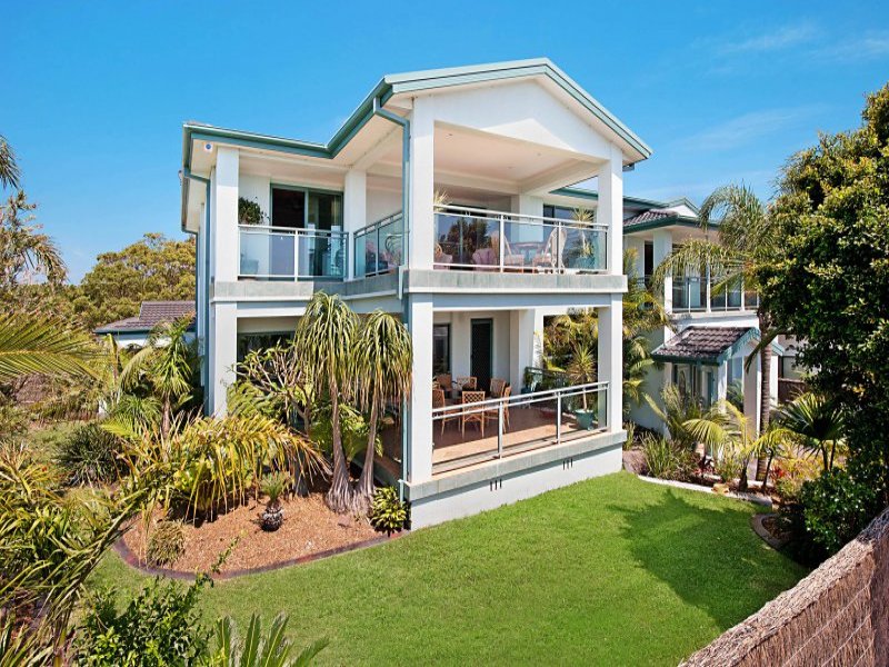 33 Soldiers Point Drive, Norah Head, NSW 2263
