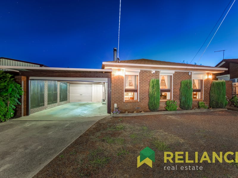 19 Risson Street, Melton South, VIC 3338 - realestate.com.au