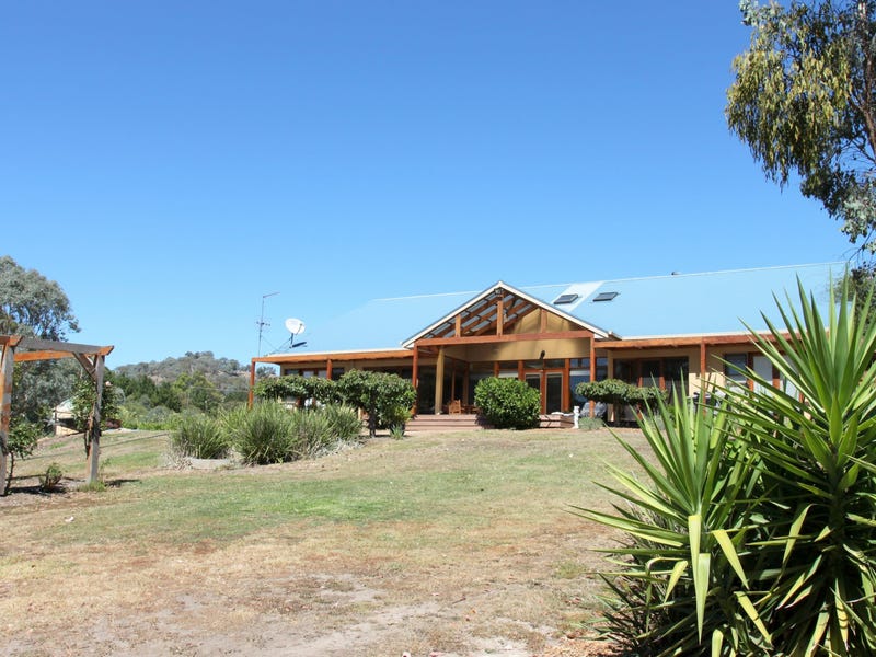 71 McIntyre Lane, Alexandra, Vic 3714 Property Details