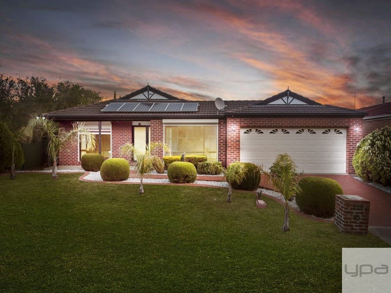 7 Cuthbert Place, Burnside, Vic 3023 Property Details