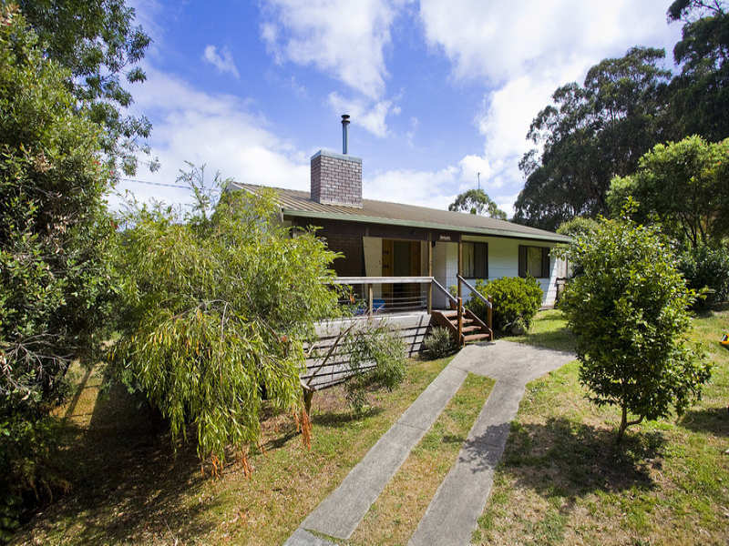 2 Riverside Drive, Wye River, VIC 3234