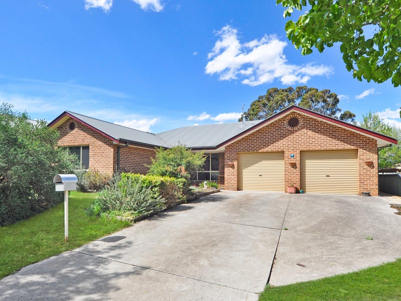 11 Spofforth Place, Kelso, NSW 2795 House for Sale