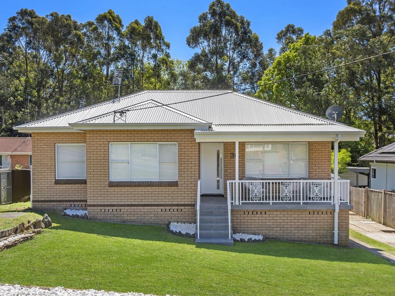 30 Cummins Street, Unanderra, NSW 2526