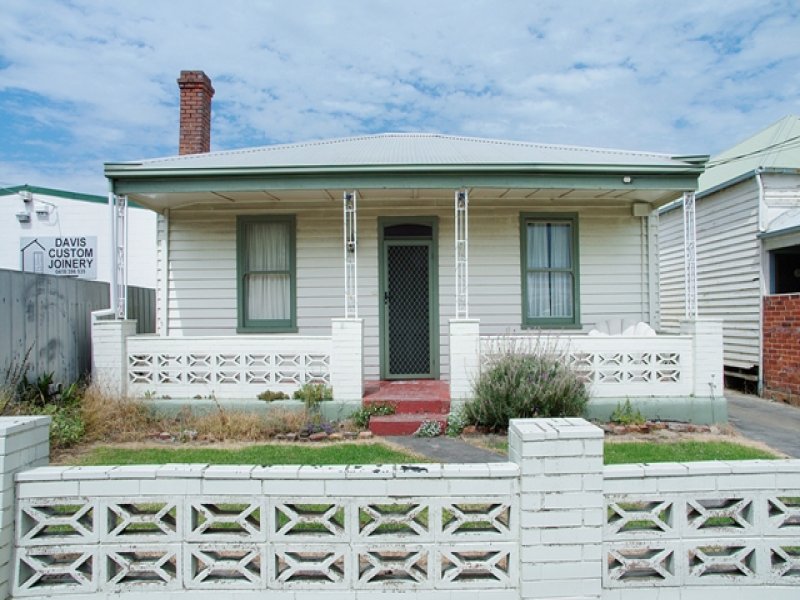 24 Roseneath Street, North Geelong, VIC 3215